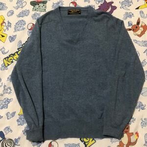 Vintage 80s Van Heusen Wool V-Neck Sweater